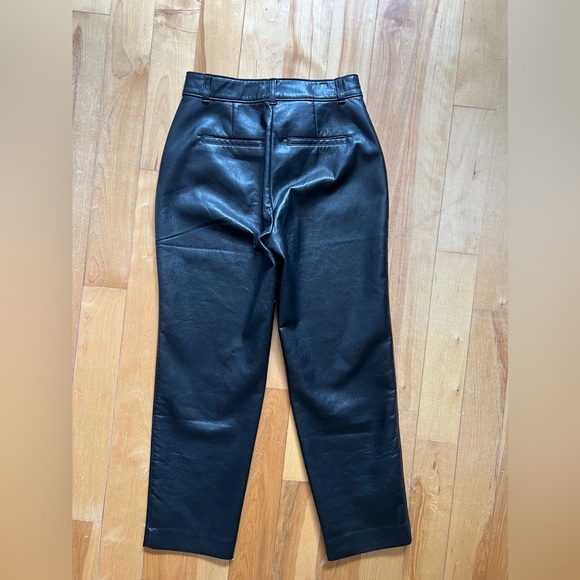 Aritzia Babaton command cropped vegan leather pants - Picture 2 of 3